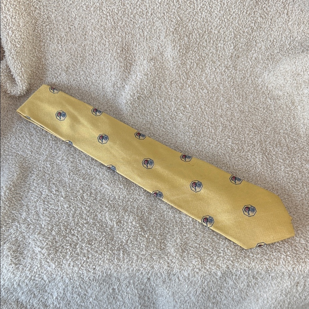 Classic Yellow Patterned Tie